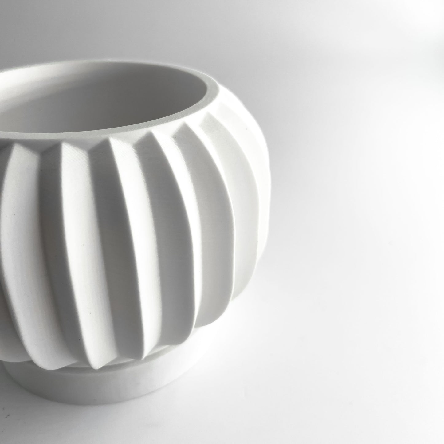 Planter Pot, Sculptural Desktop Succulent Holder, Contemporary Minimalist Workspace Accent