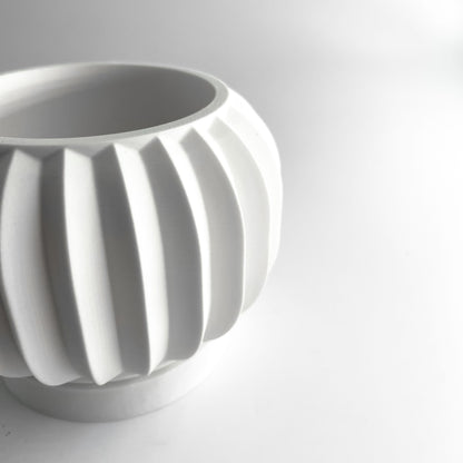 Planter Pot, Sculptural Desktop Succulent Holder, Contemporary Minimalist Workspace Accent