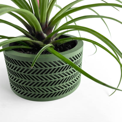 Planter Pot, Sculptural Indoor Vessel, Herb Container, Minimalist Desk Organizer