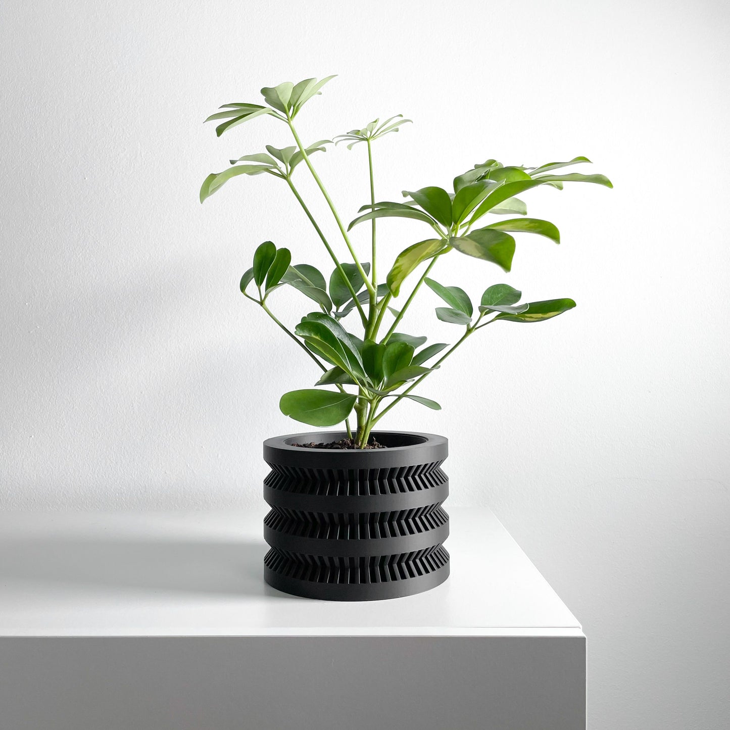 Modern Planter Pot, Scandinavian Succulent Vessel, Elegant Desktop Organizer Accent