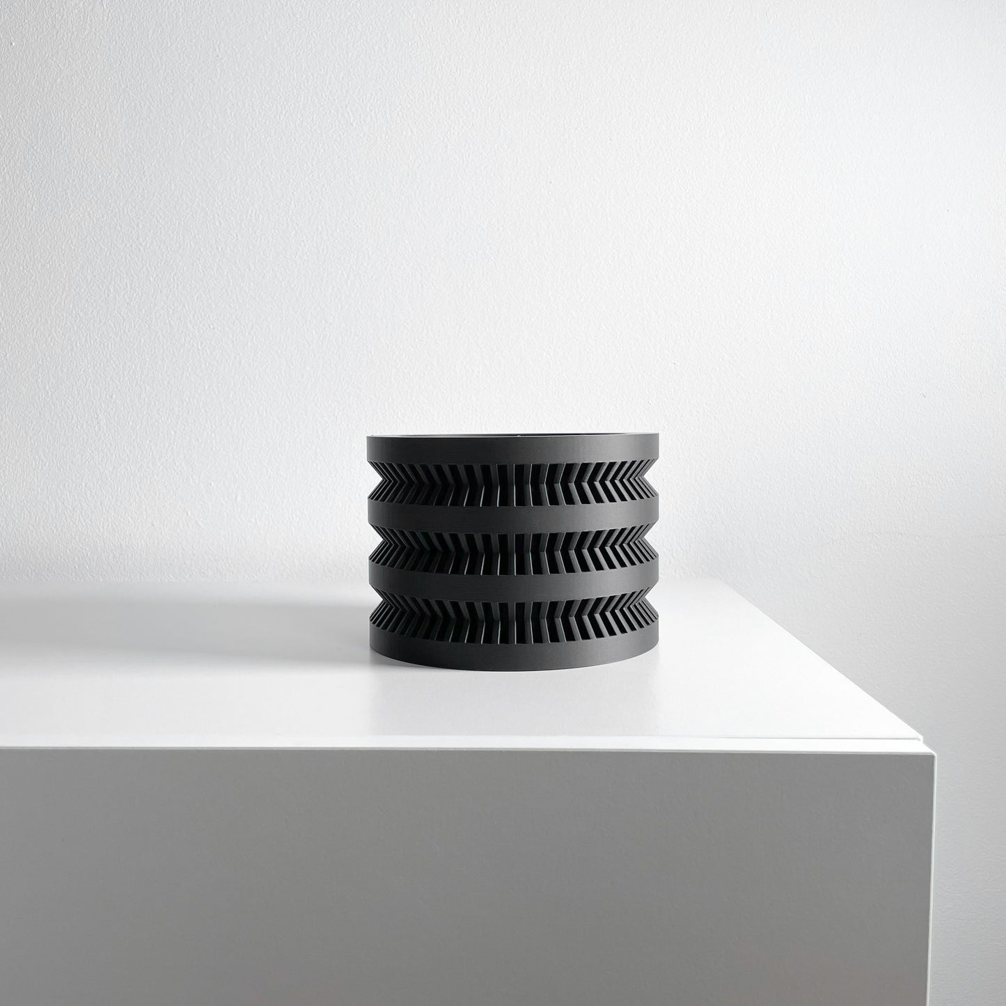 Modern Planter Pot, Scandinavian Succulent Vessel, Elegant Desktop Organizer Accent