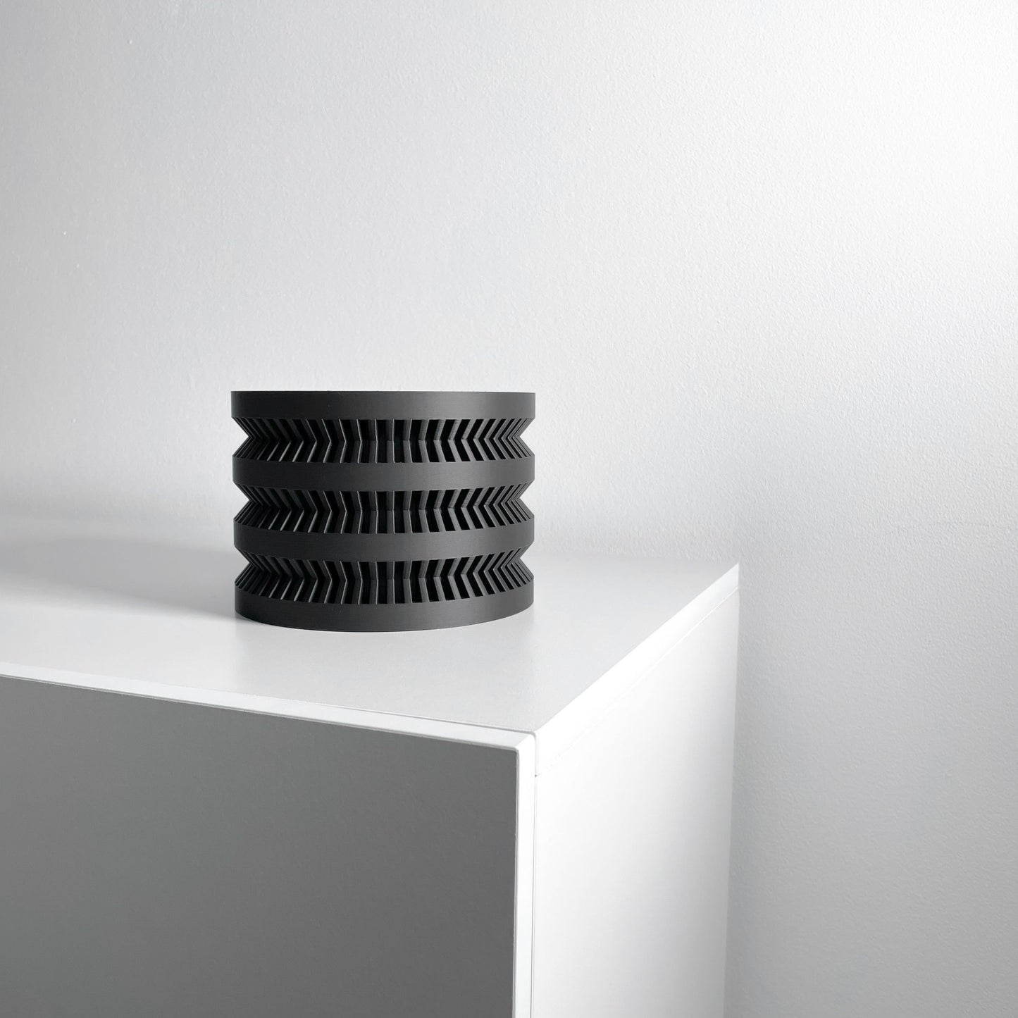 Modern Planter Pot, Scandinavian Succulent Vessel, Elegant Desktop Organizer Accent