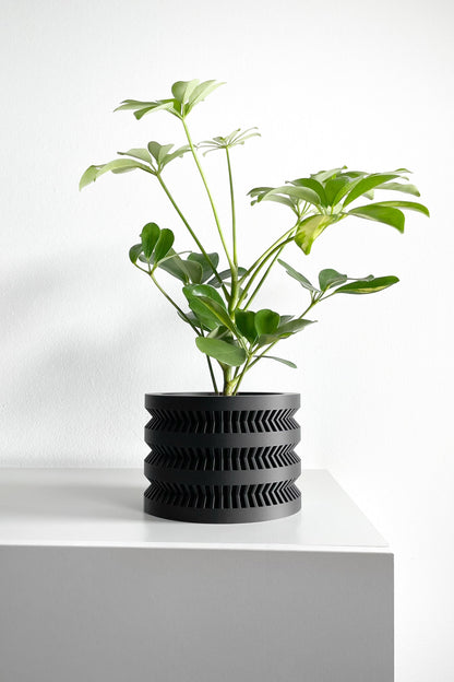 Modern Planter Pot, Scandinavian Succulent Vessel, Elegant Desktop Organizer Accent