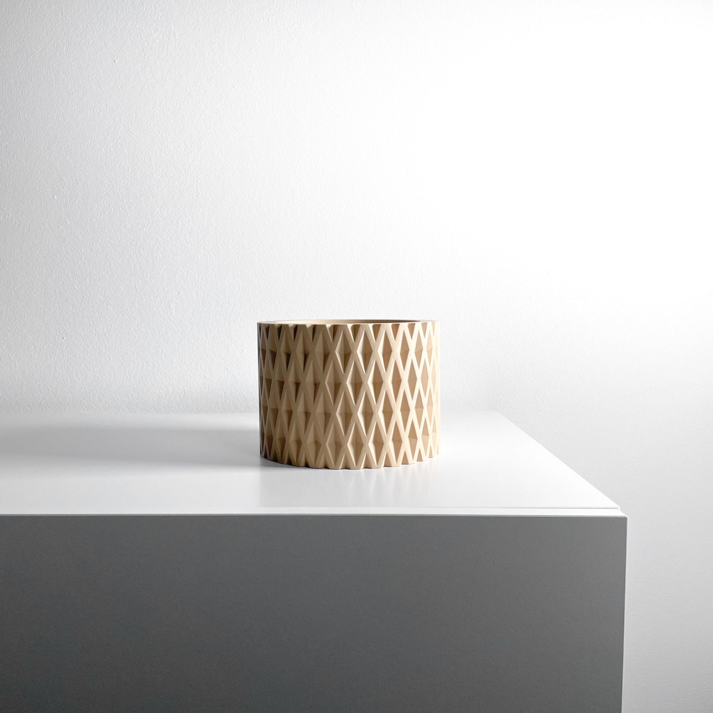 Planter Pot, Contemporary Indoor Container, Succulent Holder, Herb Decor, Minimalist Balcony Plant Idea