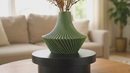 Modern Vase, Minimalist Sculptural Planter, Desk Decor, Flower Holder, Centerpiece