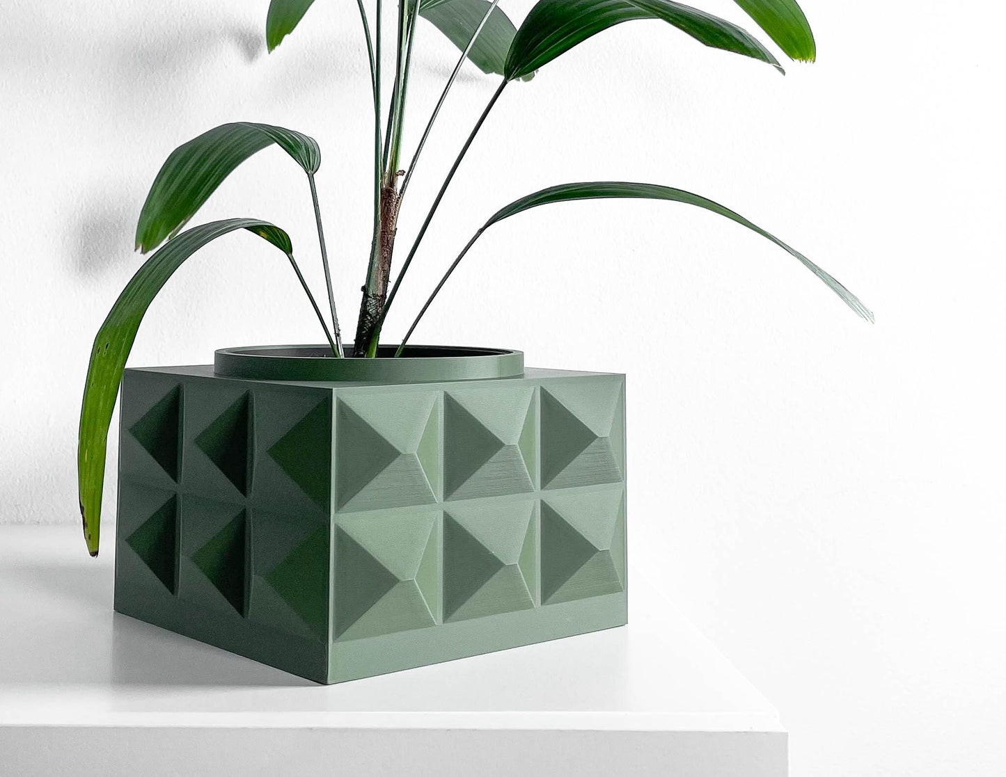 Square Artistic Planter Pot, Geometric Plant Vessel, Original Desk Herb Organizer, Minimalist, Art Deco