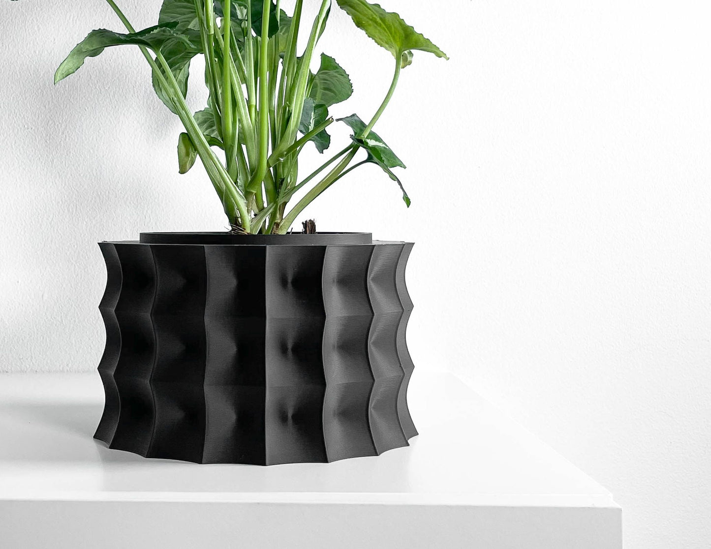 Planter Pot, Sculptural Desktop Herb Organizer, Modern Workspace Greenery Accent