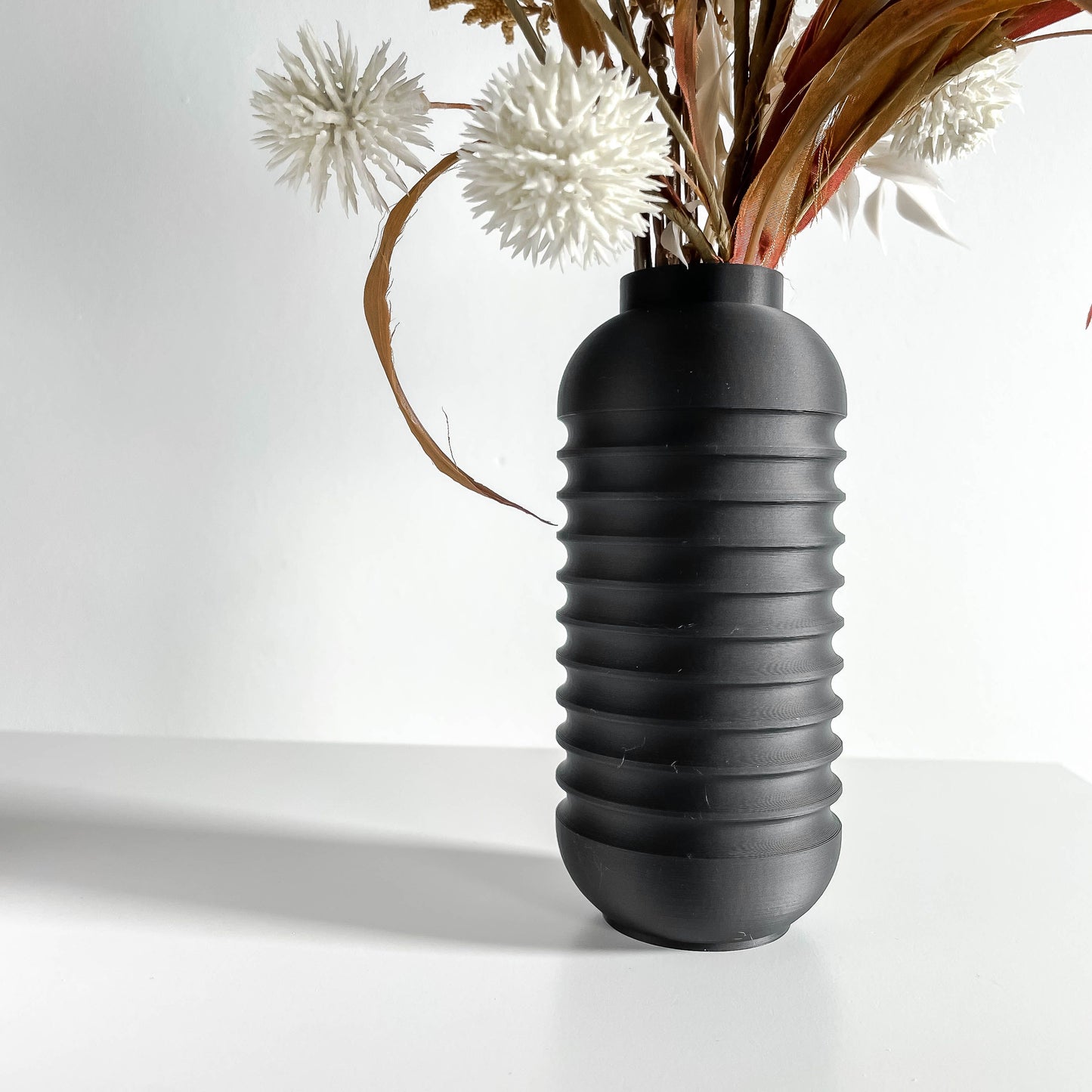 modern vase, sculptural matte nordic tabletop accent, floral holder workstation.