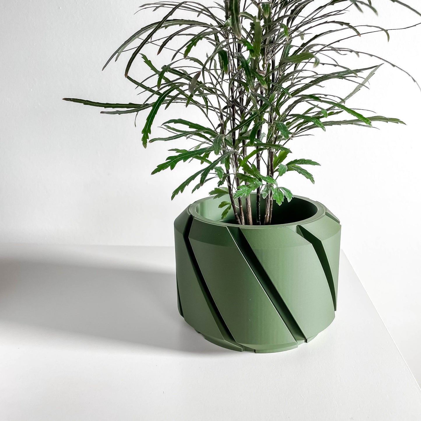 Planter Pot Minimalist Indoor Succulent Herb Holder, Desk Organizer Contemporary