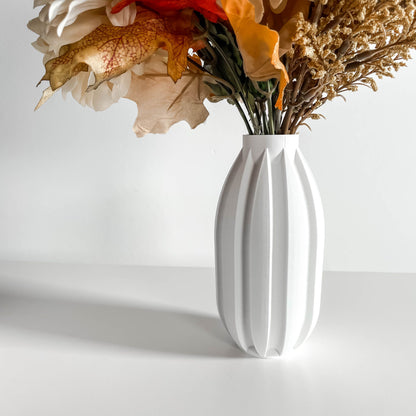 Modern Vase, Minimalist Japandi Geometric Tabletop Flower Holder Elegant Sculptural