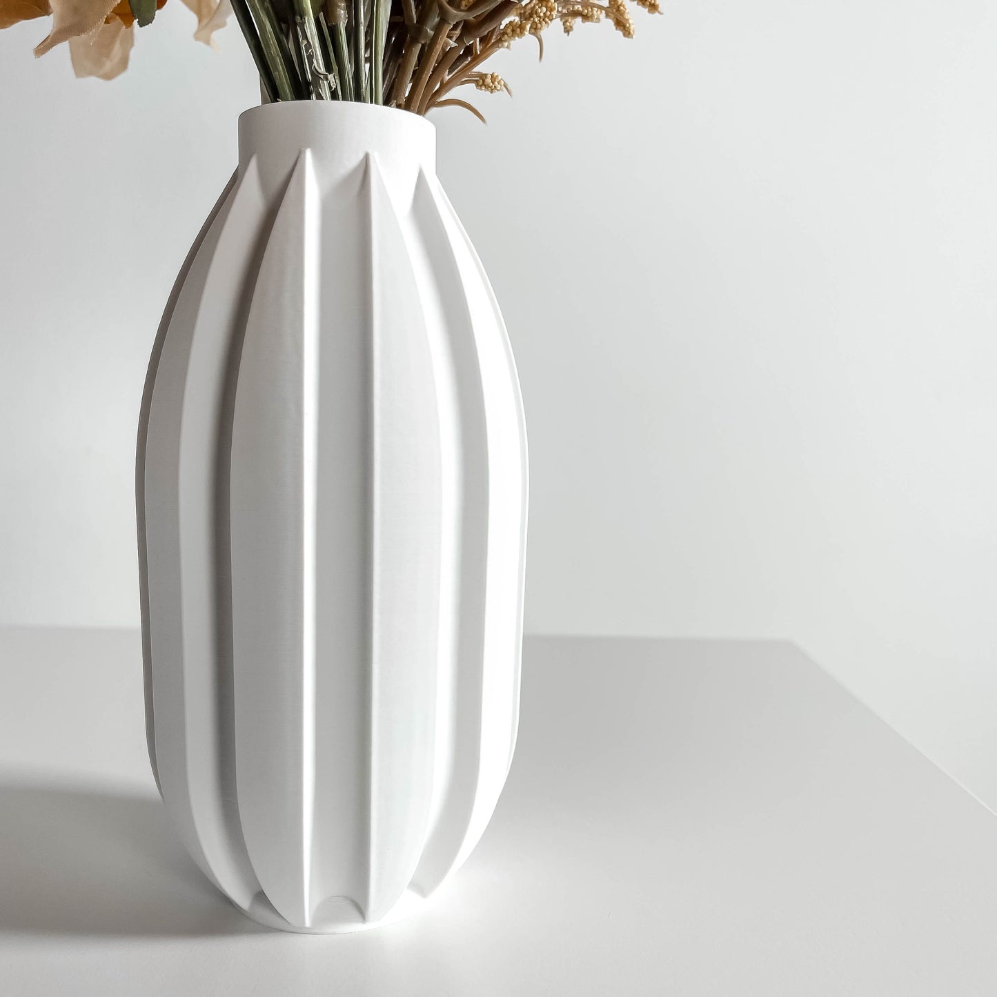 Modern Vase, Minimalist Japandi Geometric Tabletop Flower Holder Elegant Sculptural