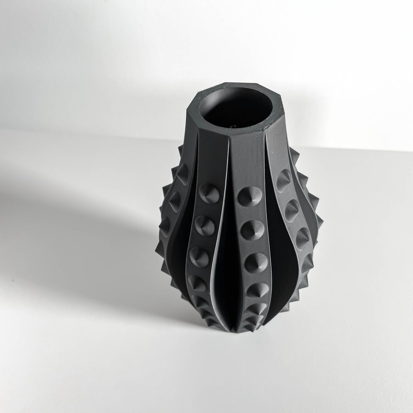 Modern Vase, Minimalist Sculptural Centerpiece, Contemporary Flower Holder, Desk Planter