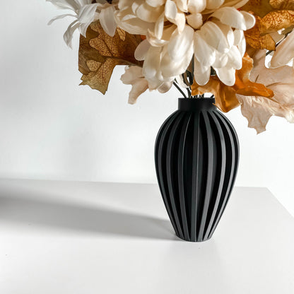Vase, Modern Minimalist Nordic Japandi Mantel Floral Display Sculpture Decorative