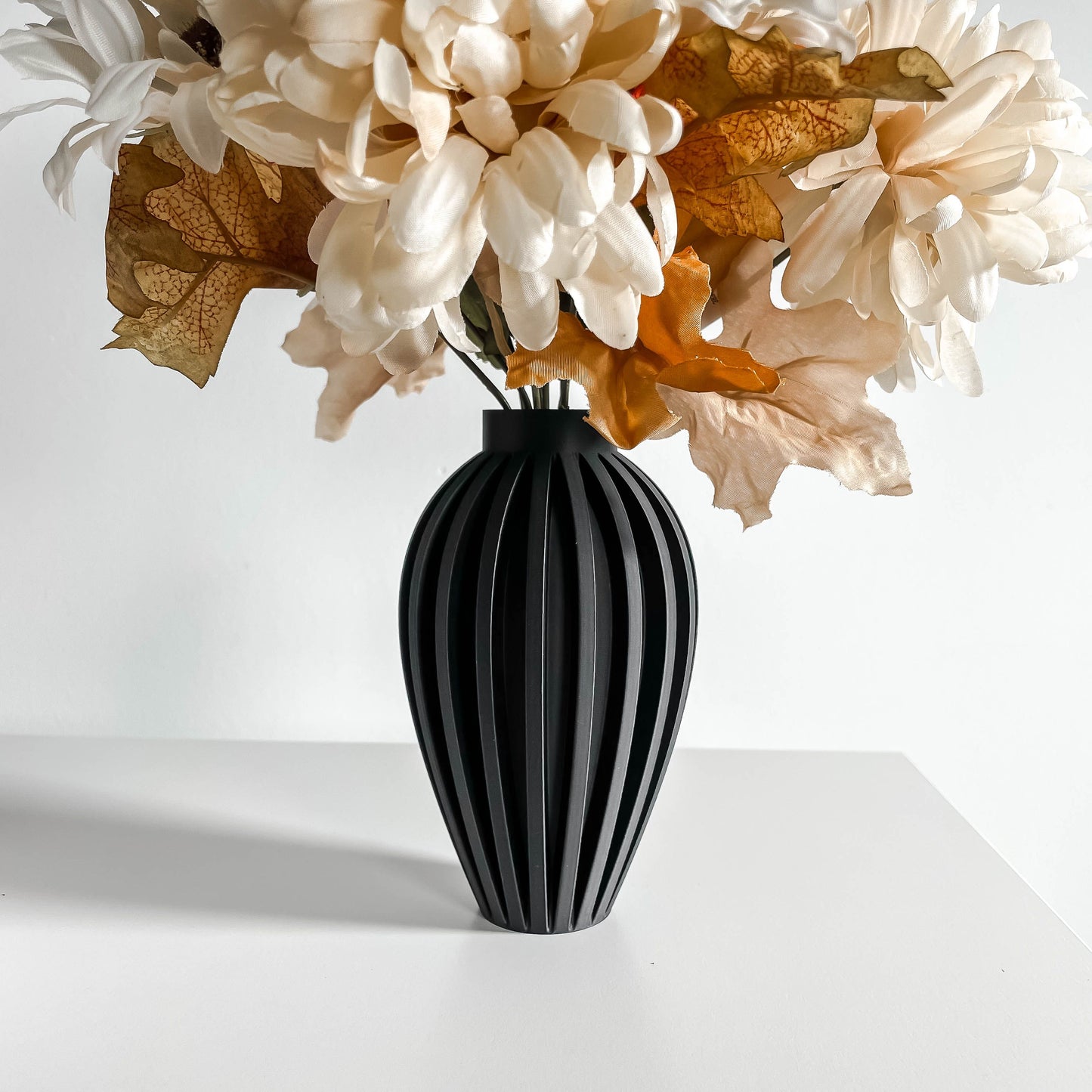 Vase, Modern Minimalist Nordic Japandi Mantel Floral Display Sculpture Decorative