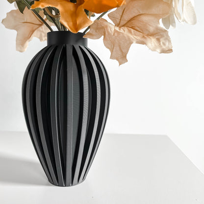 Vase, Modern Minimalist Nordic Japandi Mantel Floral Display Sculpture Decorative