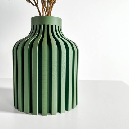 Table Vase, Contemporary Ripple Vessel, Dried Blooms Centerpiece, Mantelpiece Accent