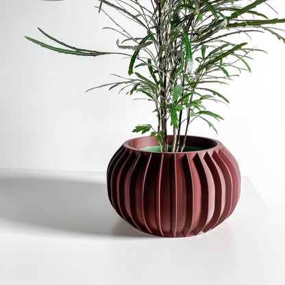 Planter Pot, Geometric Indoor Vessel, Succulent Holder, Minimalist Workspace Accent