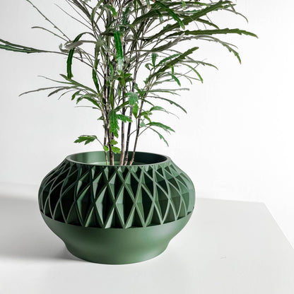 Geometric Planter Pot, Succulent Vessel, Desktop Organizer, Minimalist Nordic Accent