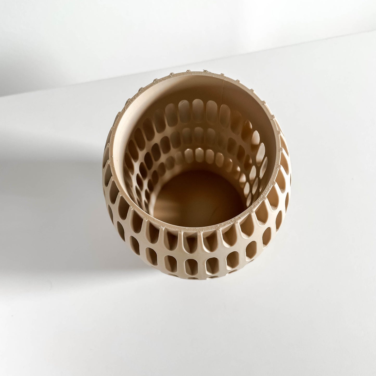 Flower Vase, Layered Organic Sculpture, Minimalist Tabletop Holder, Elegant Japandi