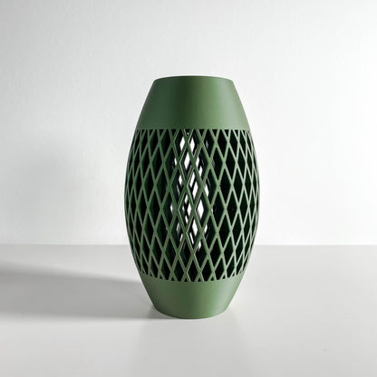 Contemporary Vase, Ribbed Tabletop Flower Holder, Nordic Homestyle Accent, Elegant