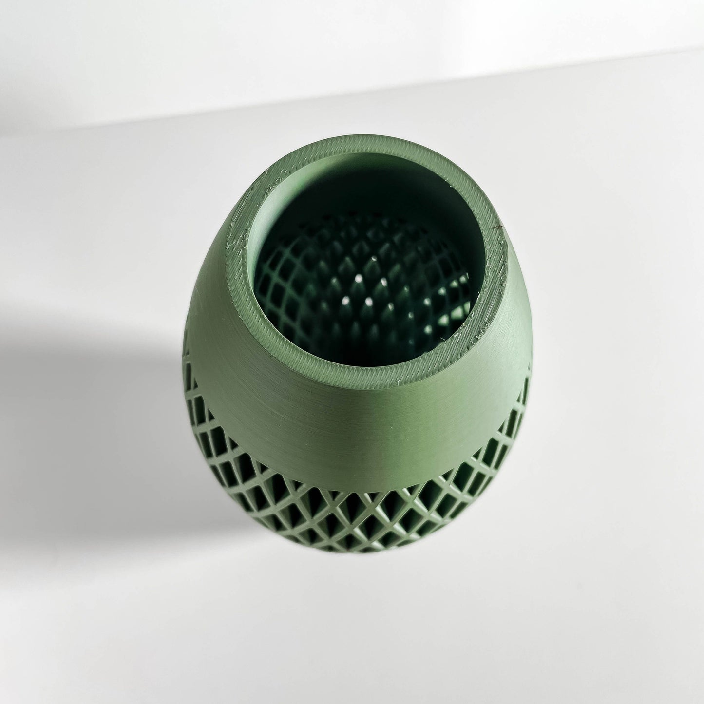 Contemporary Vase, Ribbed Tabletop Flower Holder, Nordic Homestyle Accent, Elegant