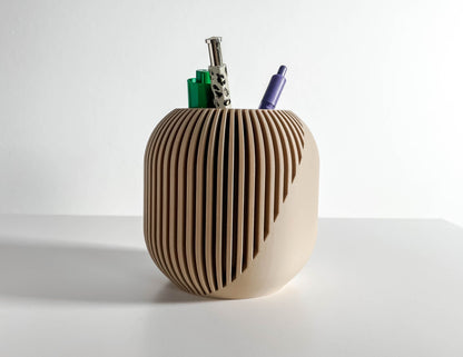 Pen Holder, Sculptural Pencil Organizer, Minimalist Desk Cup, Contemporary Accessory