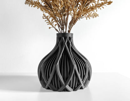 dried flower vase, pampasgrassholder, tabletop organizer, sculptural accent, neutral tone