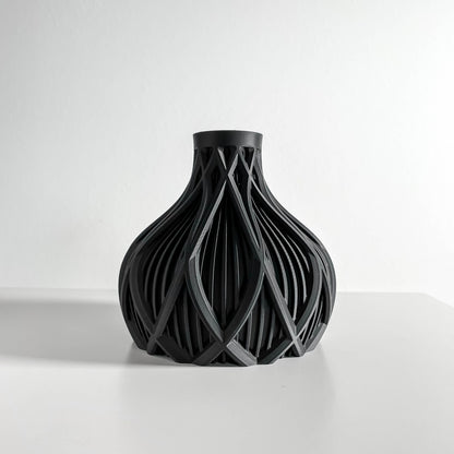 dried flower vase, pampasgrassholder, tabletop organizer, sculptural accent, neutral tone