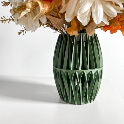 Vase Nordic Statement Vessel, Neutral Decorative Tabletop Flowerholder, Sculptural Accent