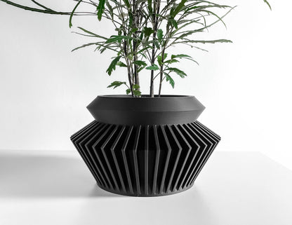 planter pot, succulent holder, minimalist herb container, sculptural office organizer