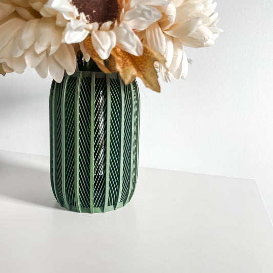 sculptural vase, minimalist centerpiece, table accent, contemporary styling, modern display