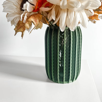 sculptural vase, minimalist centerpiece, table accent, contemporary styling, modern display