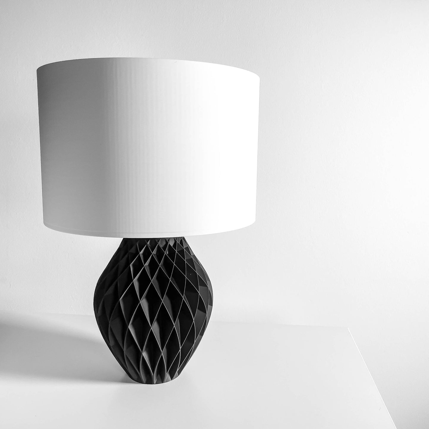 Table Lamp Modern, Architectural Bedside Workspace Reading Light, Minimalist Geometric