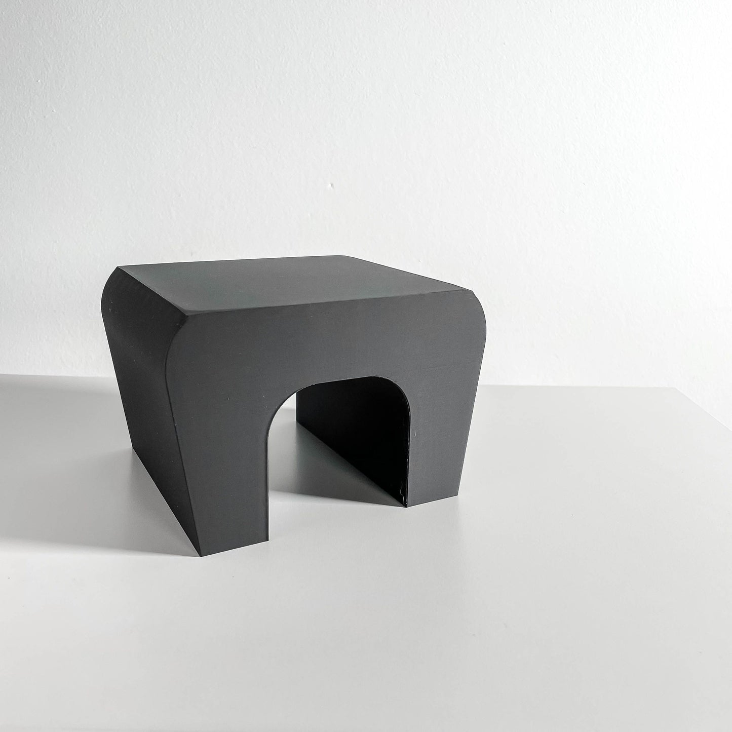 Plant Stand, Planter Riser, Minimalist Display, Mid Century Sculptural Pedestal.