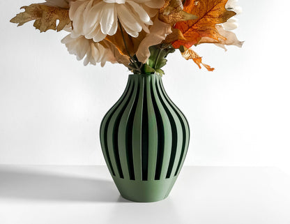 Modern Vase, Sculptural Floral Holder, Elegant Desktop Accent, Organic Silhouette