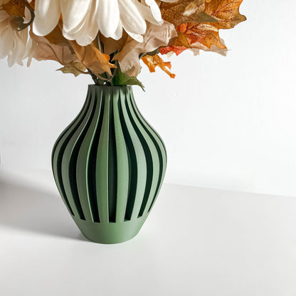Modern Vase, Sculptural Floral Holder, Elegant Desktop Accent, Organic Silhouette