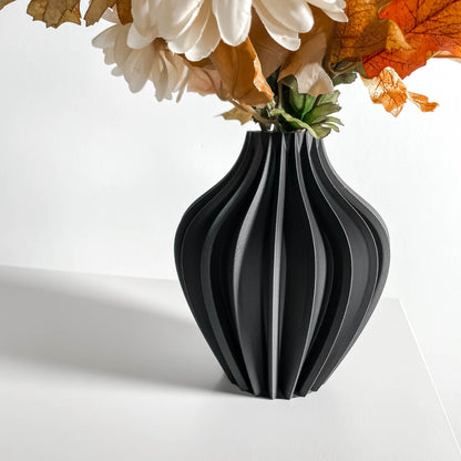 Geometric Vase, Nordic Minimalist Tabletop Accent, Modern Architectural Flower Holder