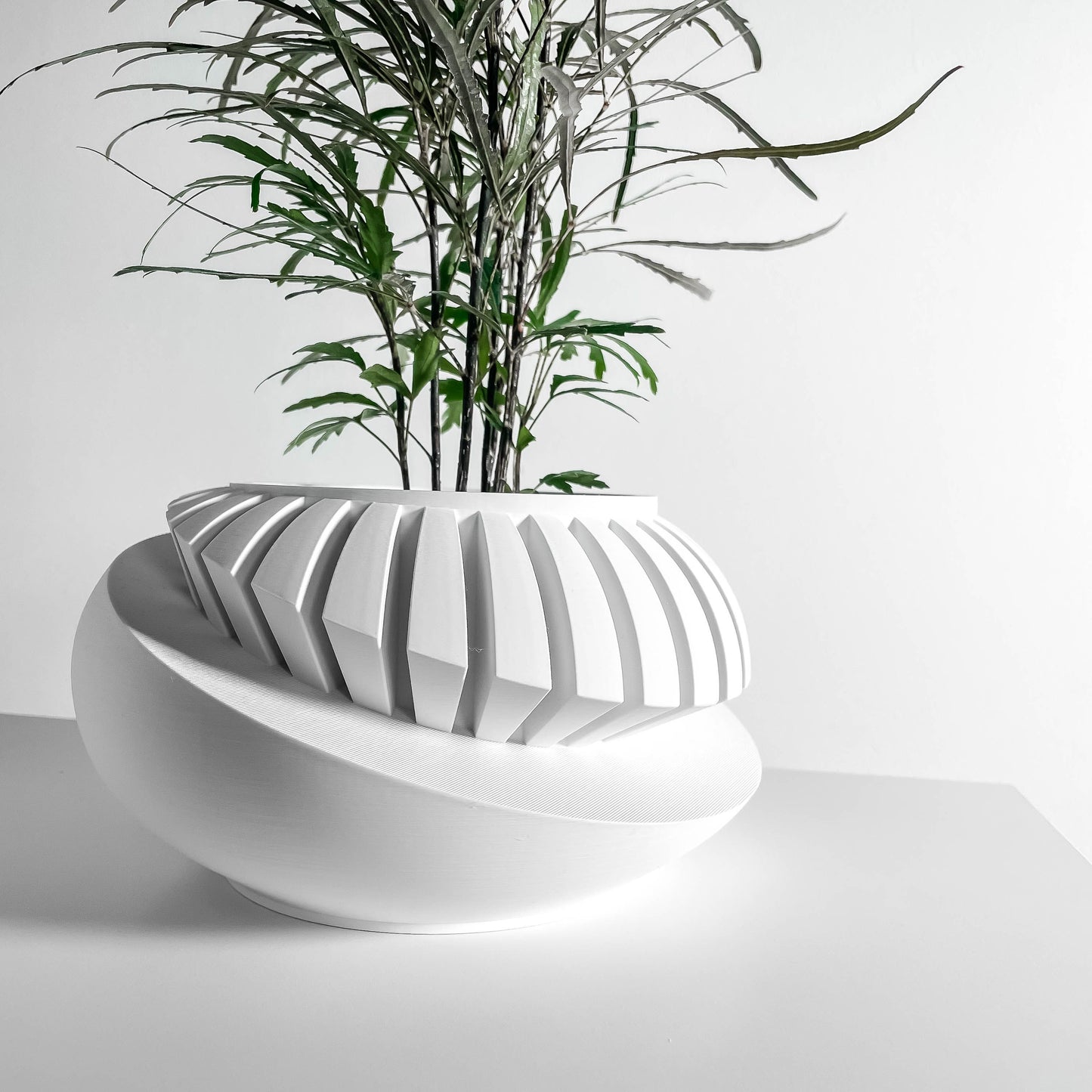 Planter Pot, Sculptural Vessel, Indoor Herb Container, Succulent Desk Organizer.