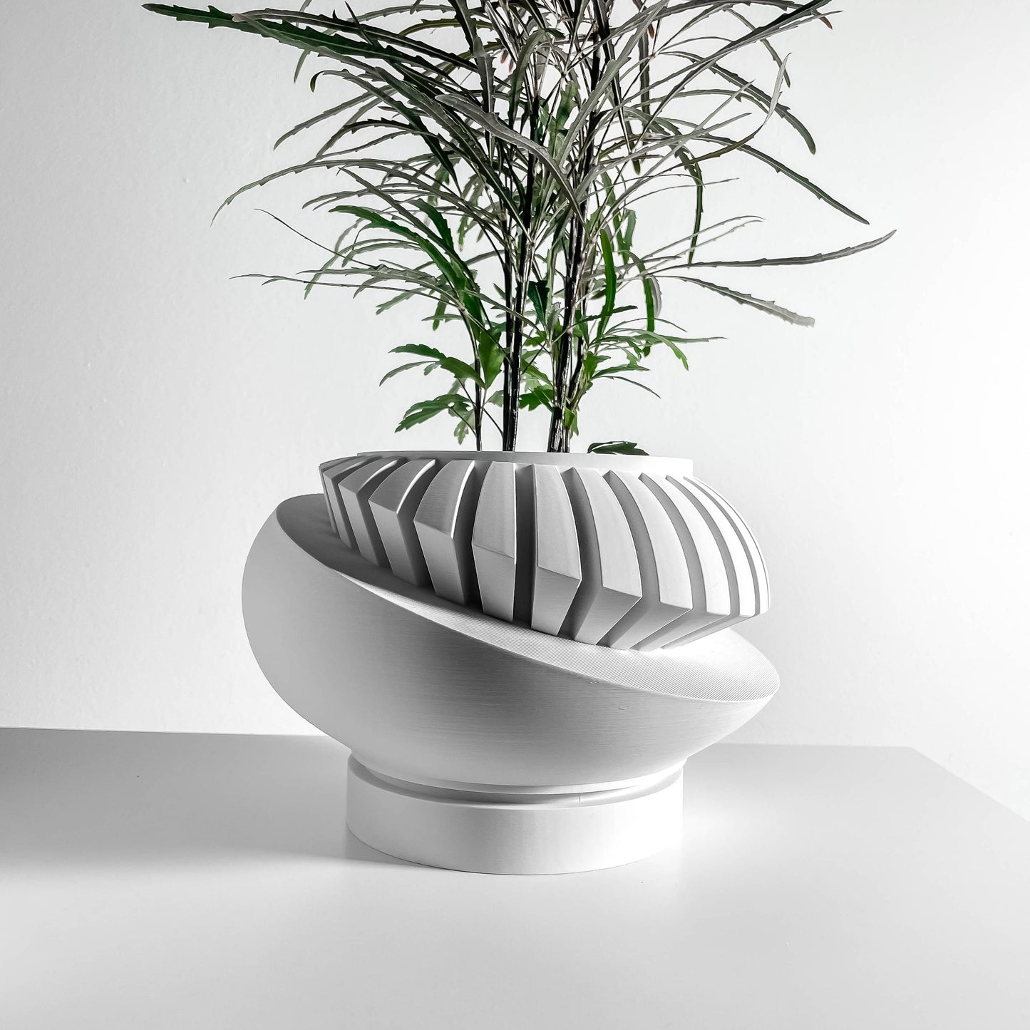 Planter Pot, Sculptural Vessel, Indoor Herb Container, Succulent Desk Organizer.