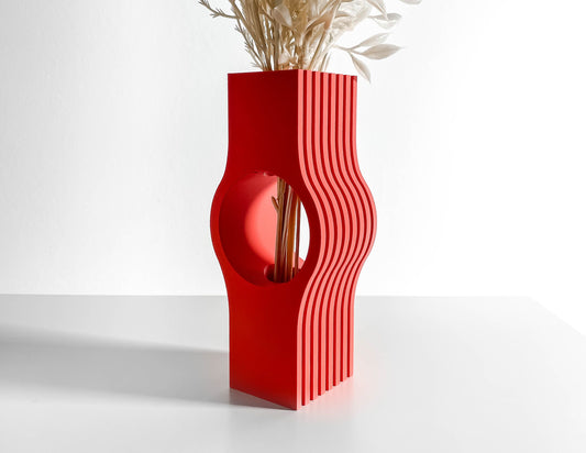 Arrangement Vase, Contemporary Ribbed Tabletop Flower Holder, Circle Tower, Mantel Statement, Dried Eucalyptus